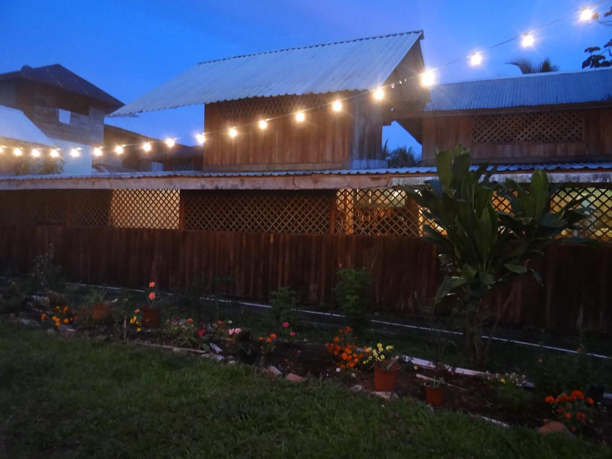 Hotel Puerto Viejo Puerto Viejo de Talamanca Zewnętrze zdjęcie